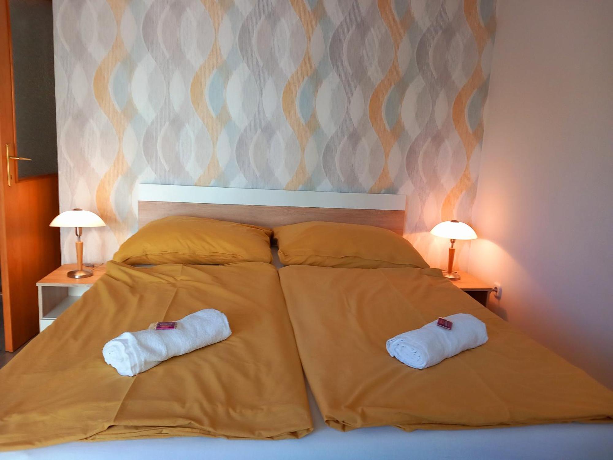 Kehidakustány Petra Apartmanhaz מראה חיצוני תמונה